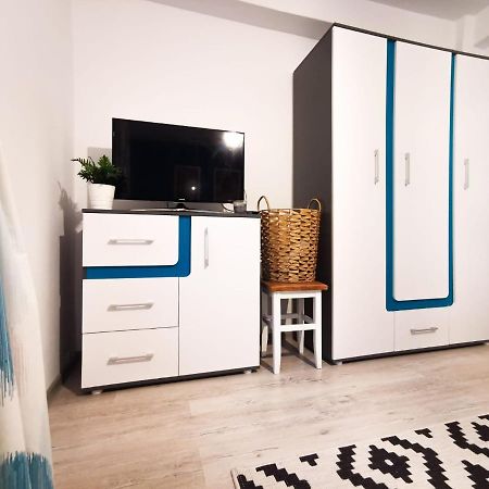 105500 Apartment Buşteni Eksteriør billede